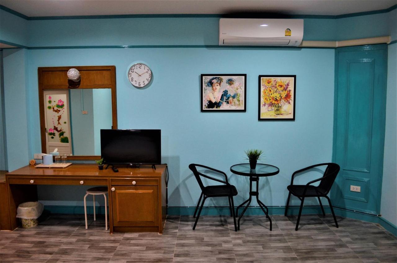 โรงแรมเมืองเพรียวอินน์ Mueang Phriao Inn Hotel Sara Buri Esterno foto